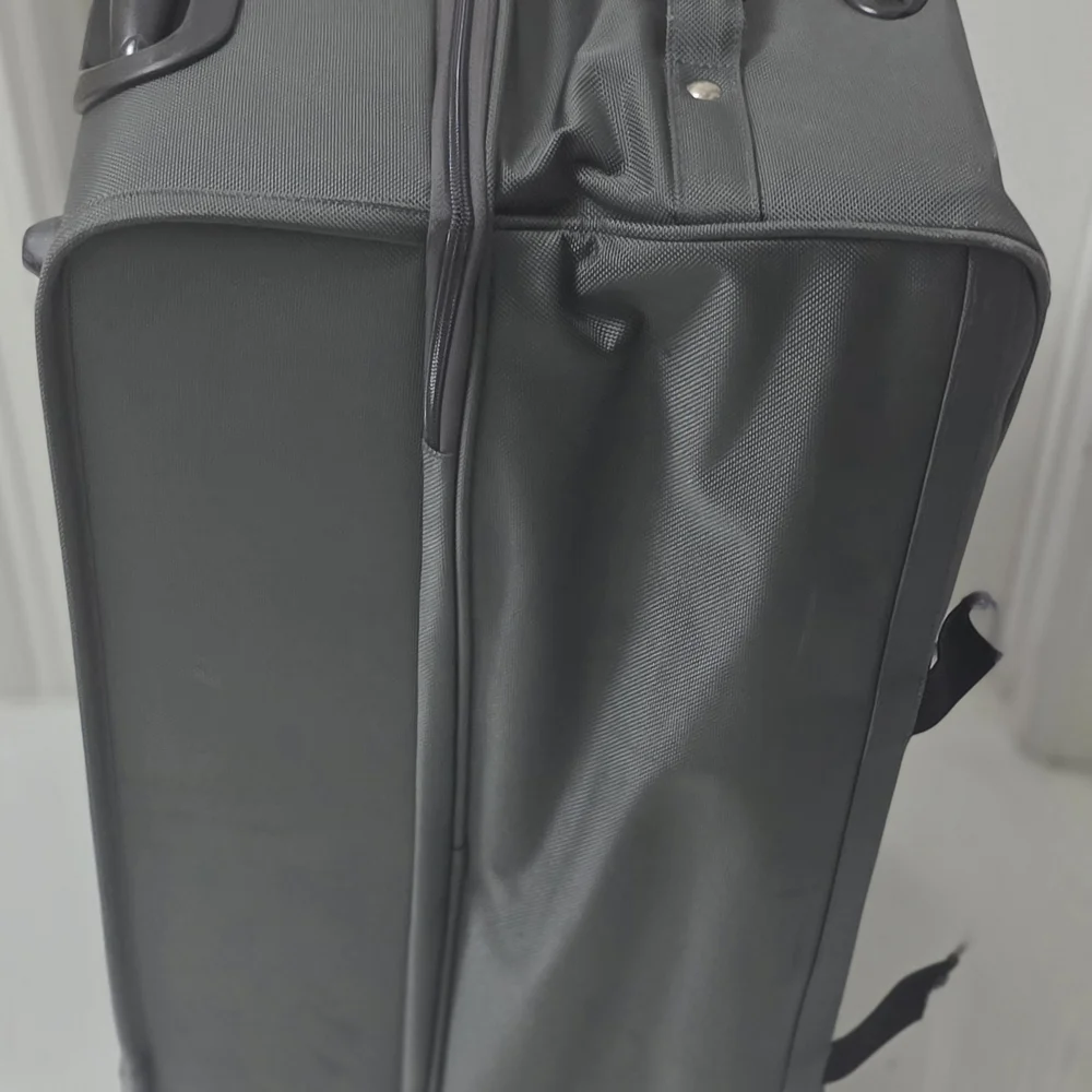 Tumi Alpha Large two-wheel Charcoal Grey Split Rolling Duffle 22041GY0P